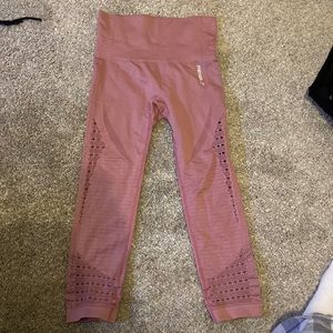 Gym shark leggings, worn less then 4 times.